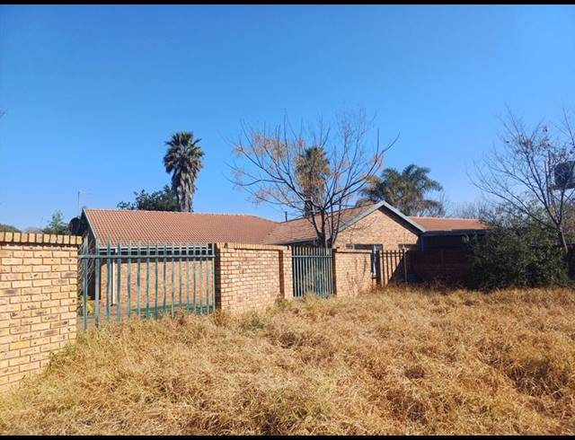 LAND FOR SALE IN ALLIANCE